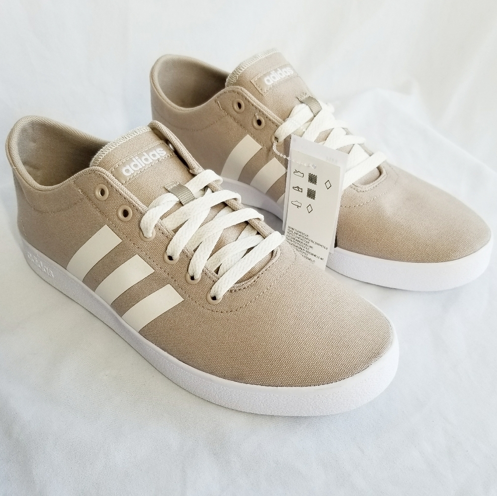 ADIDAS NEW WITH TAG lace up sneakers tan